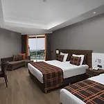 Hotel Sunport - 5*