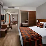 Sunport 5* Side