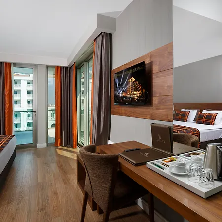 Hotel Sunport 5*