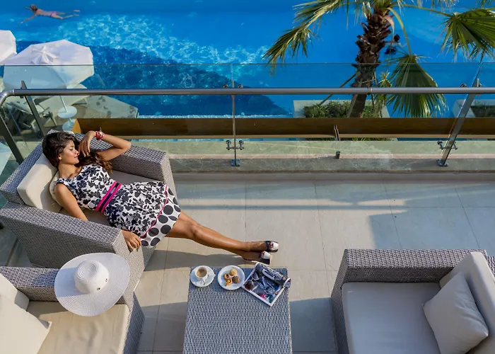 Sunport Ξενοδοχείο 5*