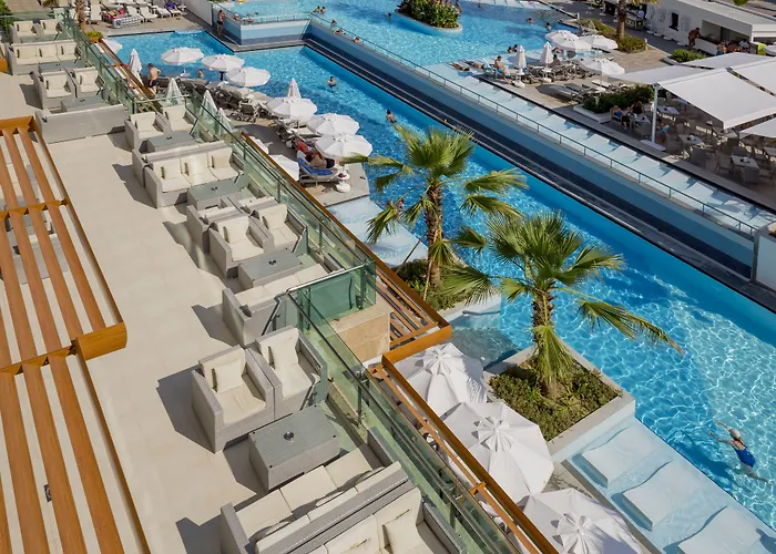 Ξενοδοχείο Sunport 5*